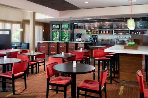 Courtyard by Marriott Columbus in Columbus