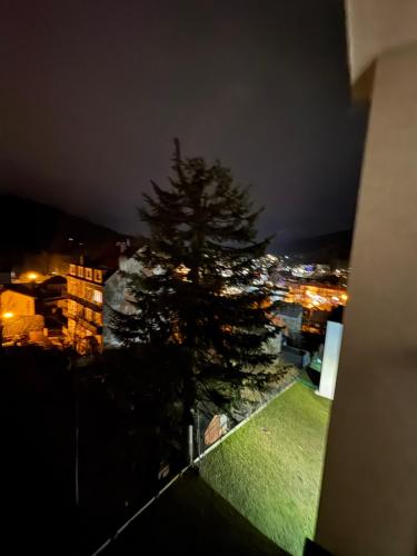 Gambar di galeri bagi "Apartament z widokiem Cicha 13B" - Centrum, garaż podziemny di Krynica Zdrój