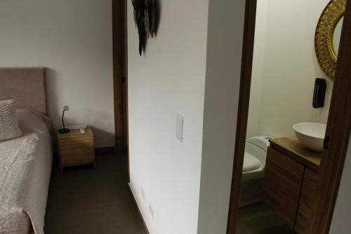 Ένα μπάνιο στο Norte Cali- Bosque Living - 104