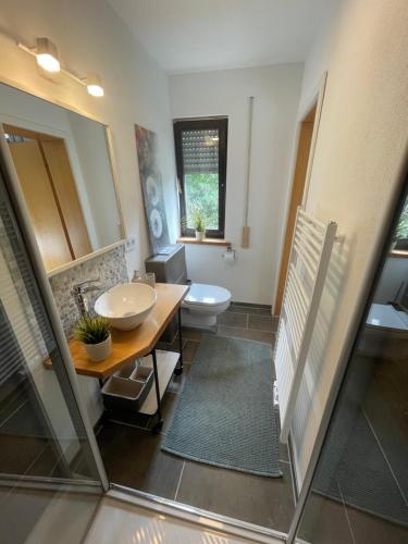 Ένα μπάνιο στο Ferienwohnung „Hygge“ in Liebenburg