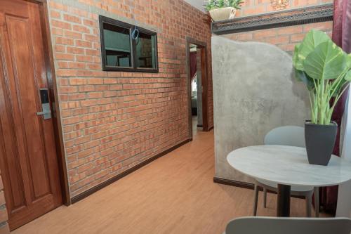 Kuchyň nebo kuchyňský kout v ubytování Bricks Guesthouse