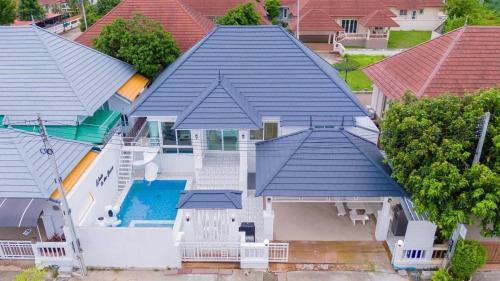 Piscina en o cerca de Walk To The Beach Pool Villa Bangsaray