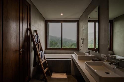 Nespecifikovaný výhled na hory nebo výhled na hory při pohledu z bed and breakfast