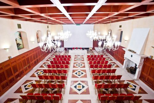 Φωτογραφία από το άλμπουμ του Palace Hotel San Michele σε Monte SantʼAngelo