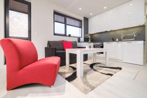 Kuchyň nebo kuchyňský kout v ubytování Heart of Plovdiv Studio Apartment Free Parking