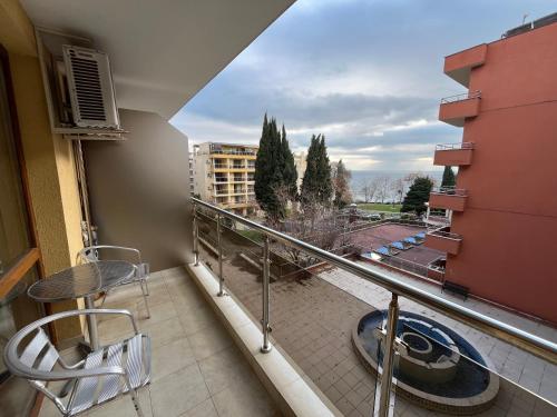 Μπαλκόνι ή βεράντα στο Vadim Apartments in Panorama Beach Vigo Nessebar