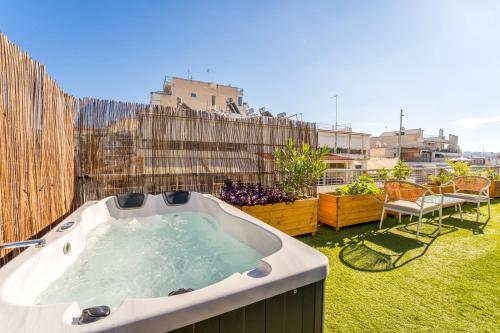 Blue Oasis - Jacuzzi Penthouse