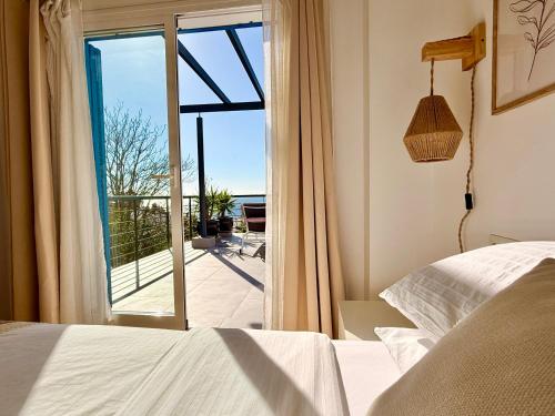 Arcadia with sea views