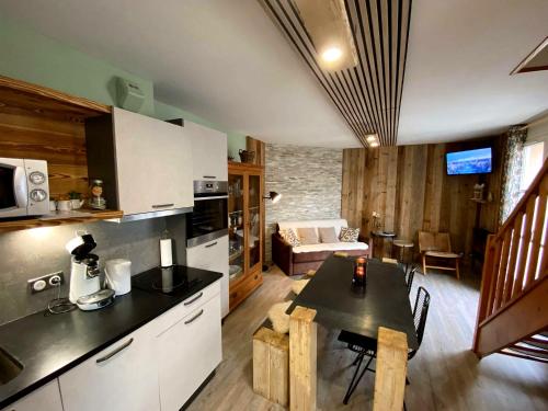 Le Carrousel 4-6P Plein centre