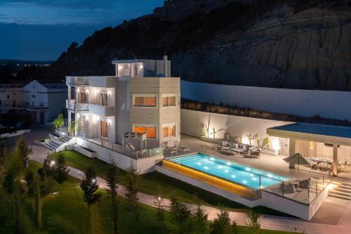 Gallery image of Mira Elite Villa in Kalithies