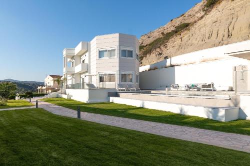 Gallery image of Mira Elite Villa in Kalithies