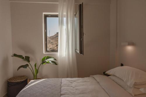 Gallery image of Amal Kythnos Suites in Kithnos