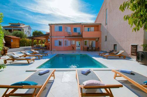 Villa Natalia Štinjan- Private Pool Retreat