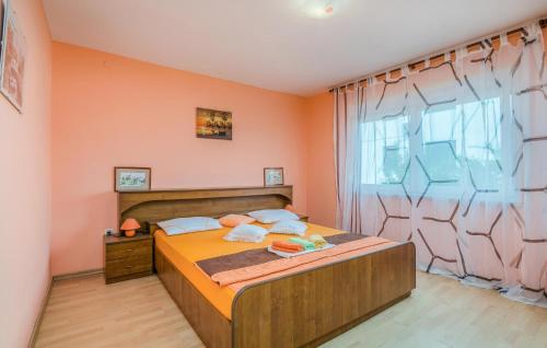 2 Bedroom Amazing Apartment In Krk
