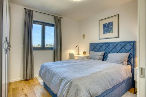 Blue Premium Apartment - CROWONDER LUXURY RENT