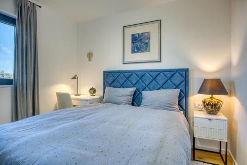 Blue Premium Apartment - CROWONDER LUXURY RENT