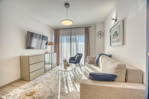 Blue Premium Apartment - CROWONDER LUXURY RENT