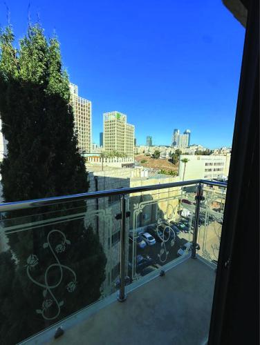 Μπαλκόνι ή βεράντα στο Alsadi Housing- Jabal Amman