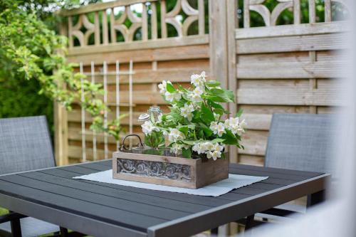 Afbeelding uit fotogalerij van Fehmarn-Ostseeferien Apfelblüte 199 1 in Fehmarn