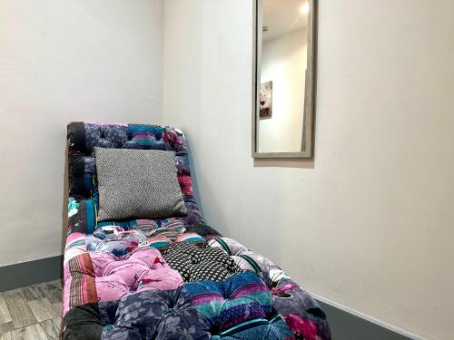 Katil atau katil-katil dalam bilik di Winter Gardens Service Apartments 2 by Blackpool Service Apartments