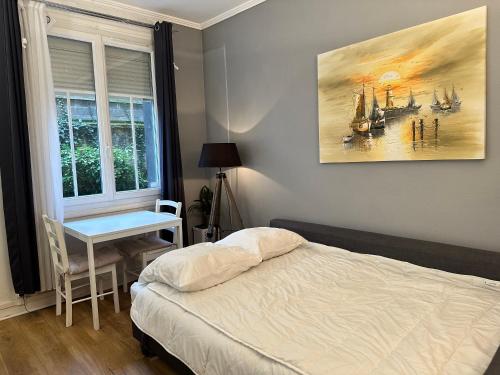 Cozy Studio Apartment close to Paris 14