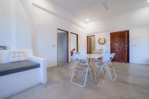 Χώρος καθιστικού στο Casa Flores Zicatela
