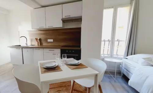 2 - Dagobert Cosy Studio Centre