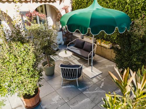 Gallery image of Elegant Olivo Suite with Terrace in Vico Morcote in Morcote