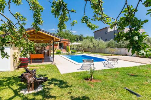 Holiday Home Dolinka