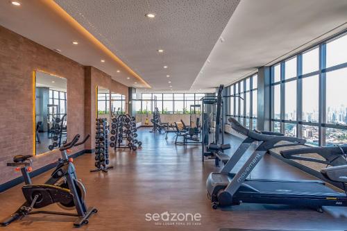 Fitness centrum a/nebo fitness zařízení v ubytování Lindos aptos com piscina no Setor Oeste IDV