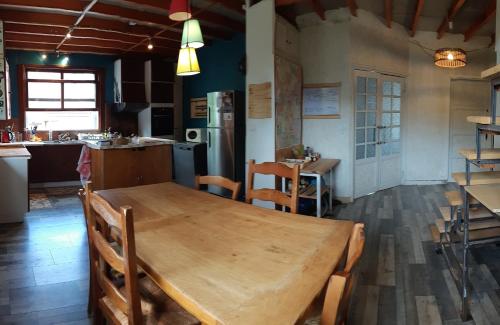 Photo de la galerie de l'établissement Chambres des Aubépines - Zénith, à Orléans