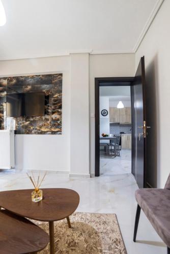 Secret Diamond Trikala
