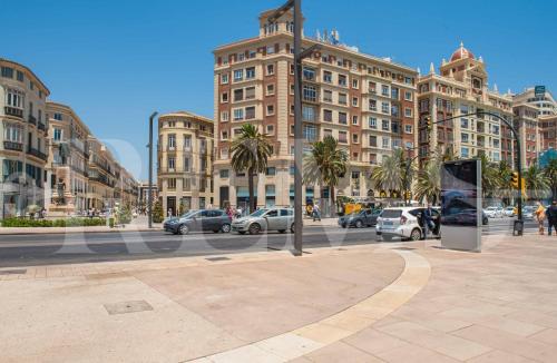 Historic charm steps from top landmarks by REMS