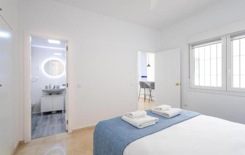 Postel nebo postele na pokoji v ubytování C35 Modern apt in Downtown