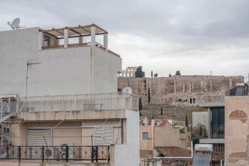 Pame Rentals - A Chic Home in the Heart of Athens