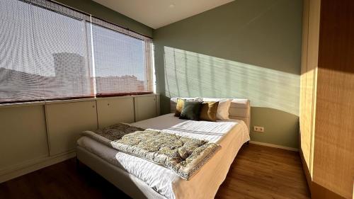 BEST - Apartment with AC, Parking and Balcony