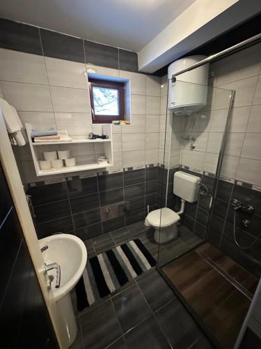 Ένα μπάνιο στο Planinska Bajka - Matej