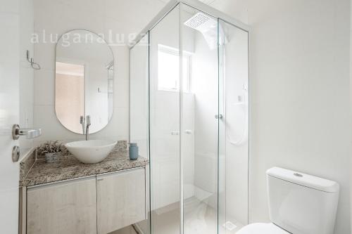 Ένα μπάνιο στο Luxury spa house - Com piscina e jacuzzi