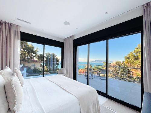 Candado Golf and heated Pool by MalagadeVacaciones
