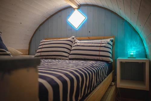 Tiny House - Love Boat