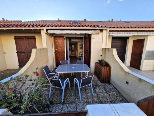 Photo de la galerie de l'établissement Résidence Grande Bleue - Villa deux pièces mezzanine 5 couchages PORT LEUCATE. Réf: 3GB_156 MAE-5181, à Leucate