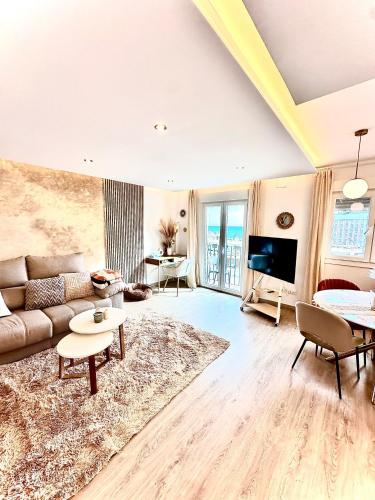 Torremolinos Sea View Solarium Apartment