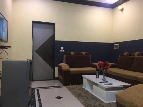 Televisor o centre d'entreteniment de Visite mon Pays
