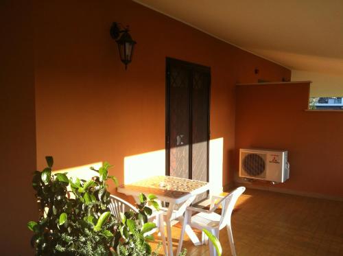 תמונה מהגלריה של B&B Insula Portus בפיומיצ'ינו