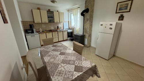 Apartments with parking space Orebic, Peljesac - 16326