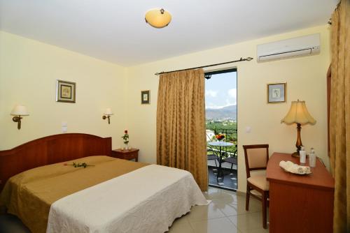 Gallery image of Antilia Apartments in Tavronitis