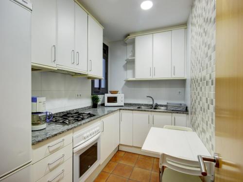 Photo de la galerie de l'établissement Apartment in Roses by the Beach, à Roses