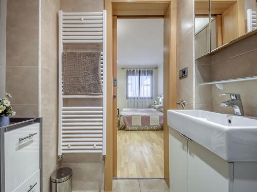 Et badeværelse på Apartment in Roses by the Beach