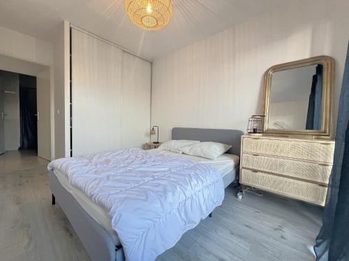 Appartement centre Arcachon, proche plage, 6 couchages, balcon, parking, Wifi inclus