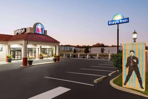 Gallery image of Days Inn by Wyndham Memphis at Graceland in Memphis